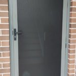 Security door5-fine screen